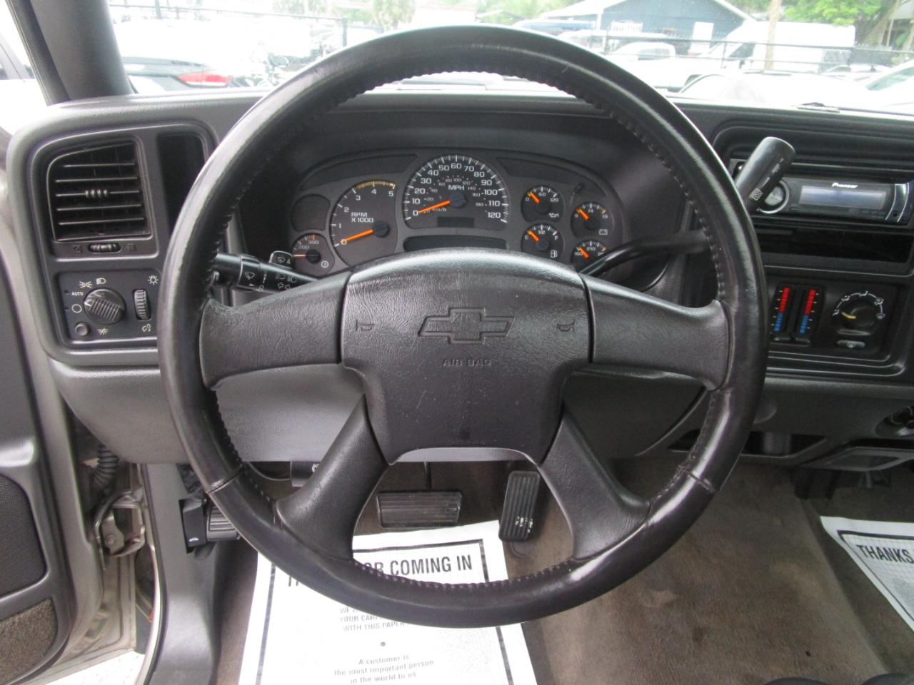 Chevrolet Silverado 3500 Regular Cab 2WD 2003