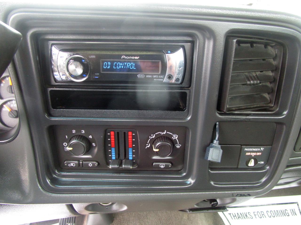 Chevrolet Silverado 3500 Regular Cab 2WD 2003