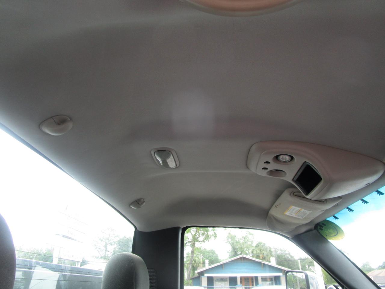 Chevrolet Silverado 3500 Regular Cab 2WD 2003