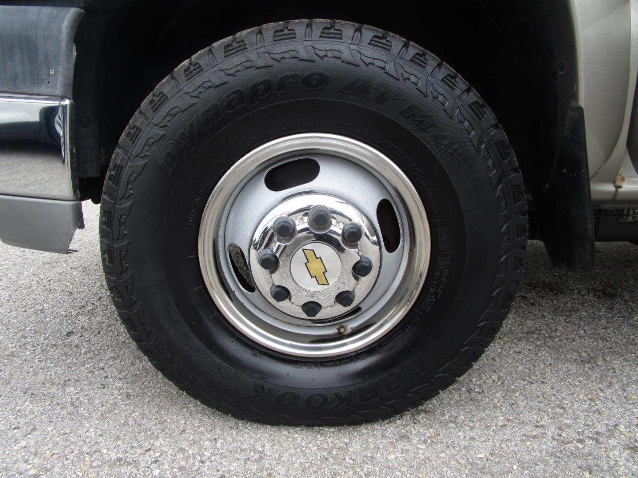 Chevrolet Silverado 3500 Regular Cab 2WD 2003