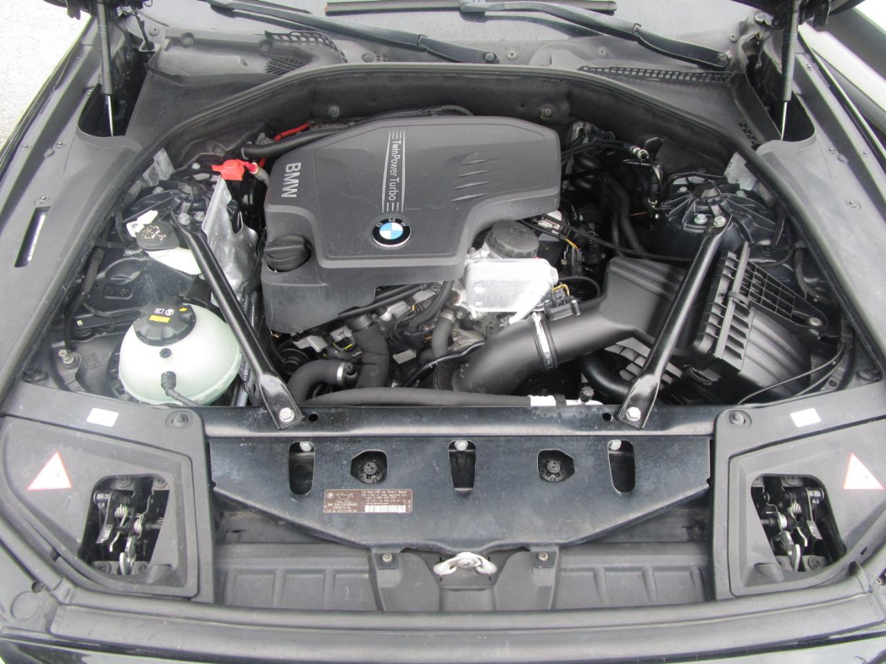 BMW 5-Series 528i 2013