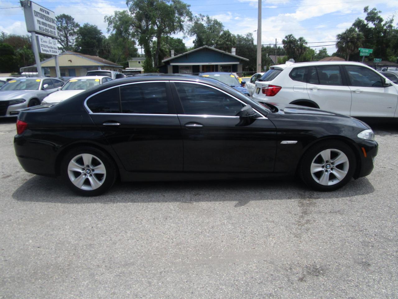 BMW 5-Series 528i 2013