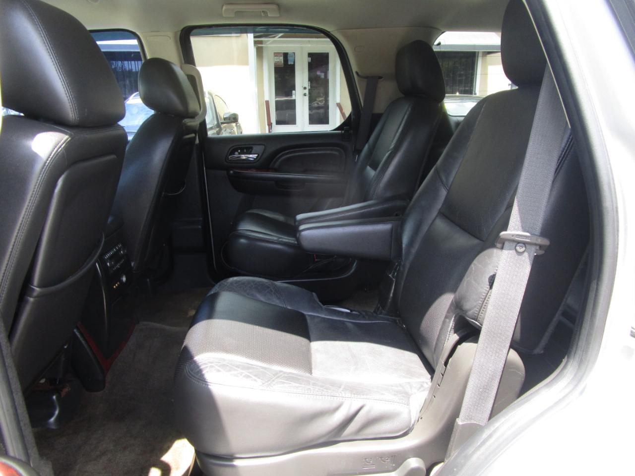 Cadillac Escalade 2WD 2012