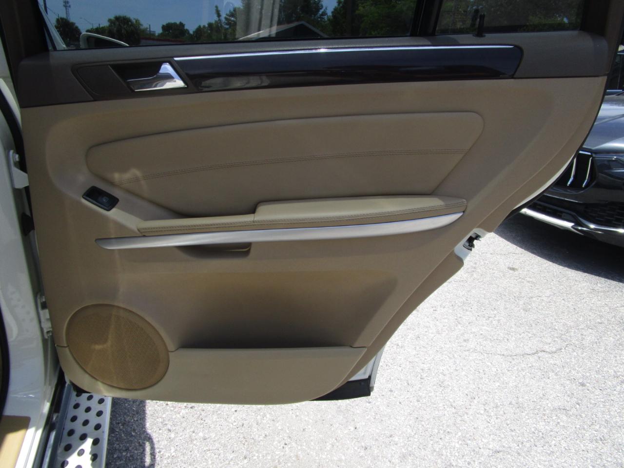 Mercedes-Benz GL-Class GL450 4MATIC 2012