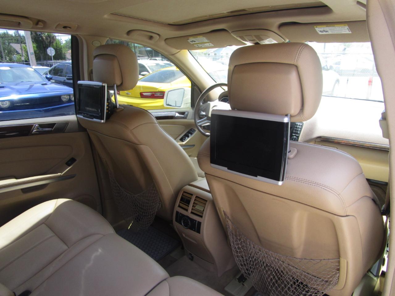 Mercedes-Benz GL-Class GL450 4MATIC 2012