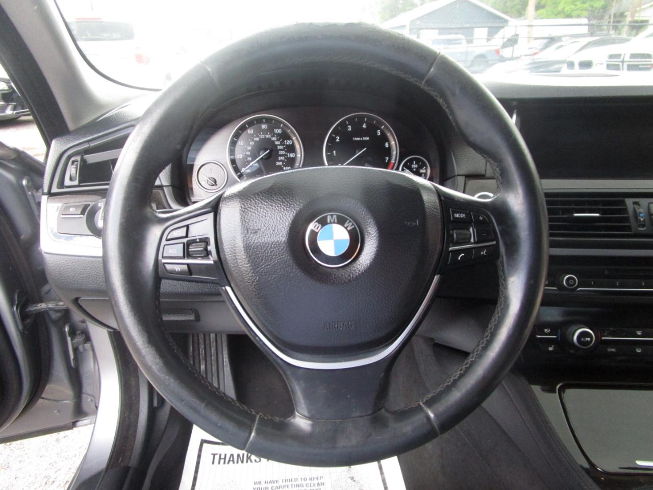 BMW 5-Series 528i xDrive 2015