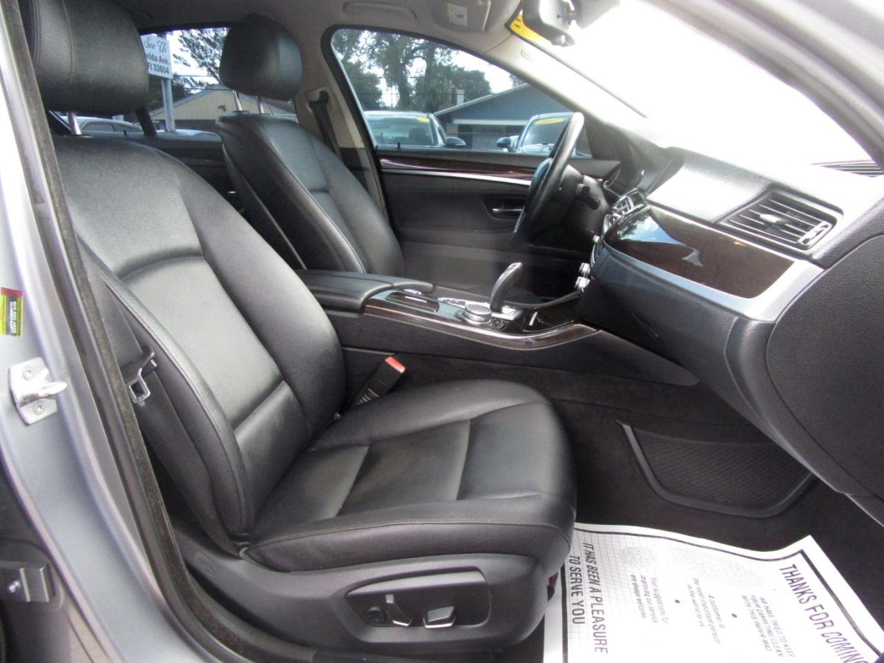 BMW 5-Series 528i xDrive 2015