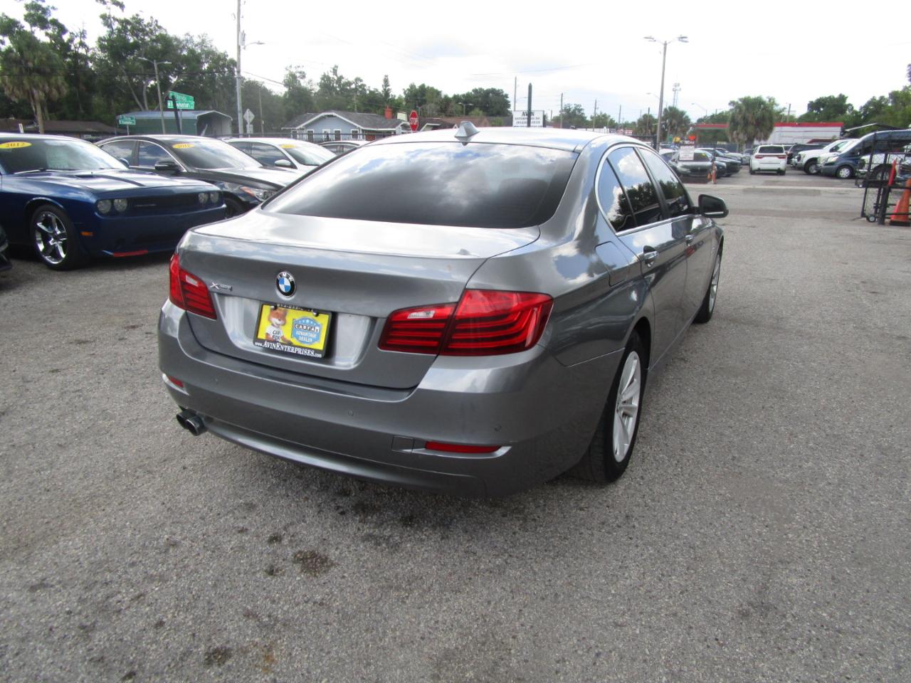 BMW 5-Series 528i xDrive 2015