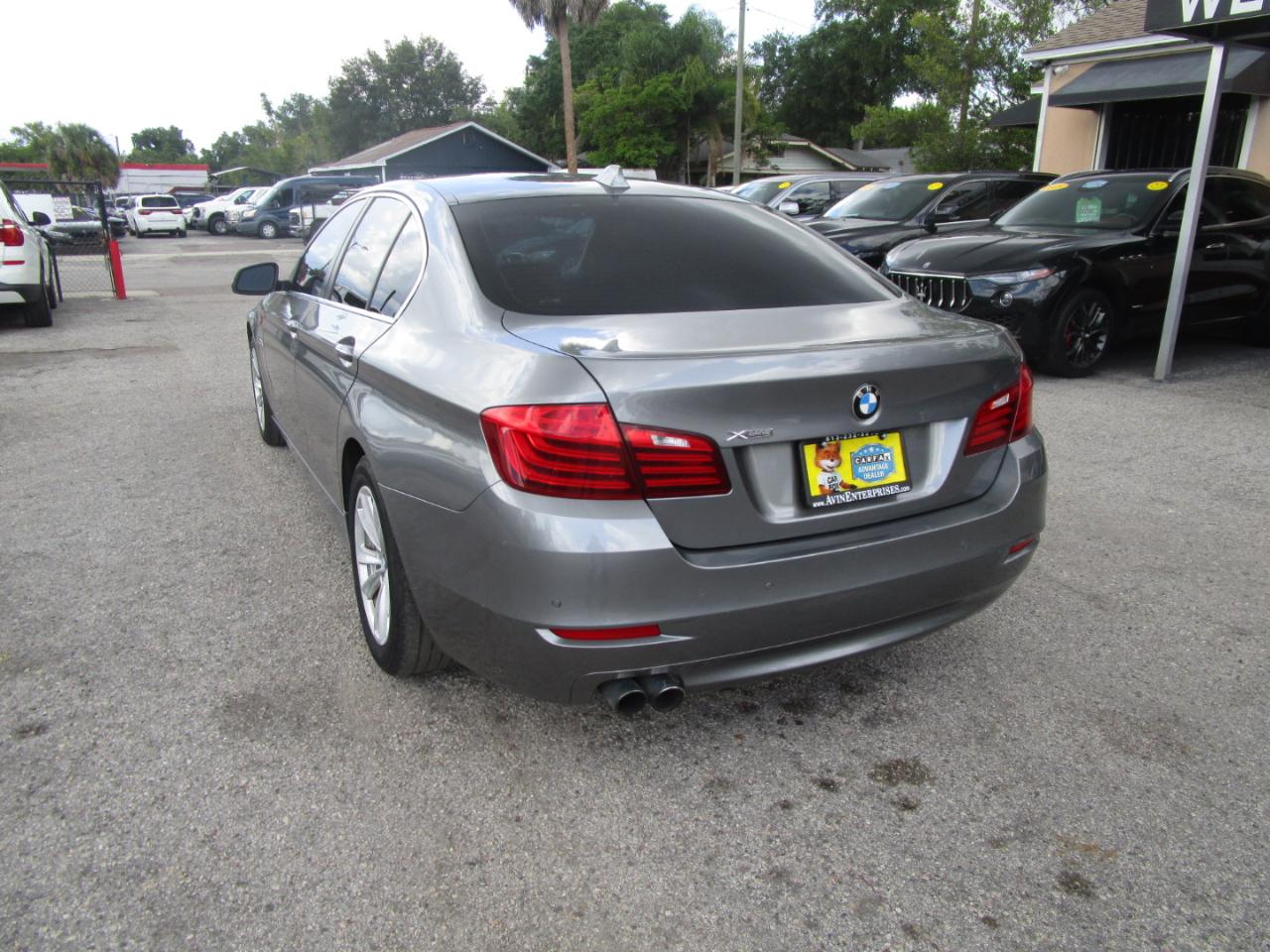 BMW 5-Series 528i xDrive 2015