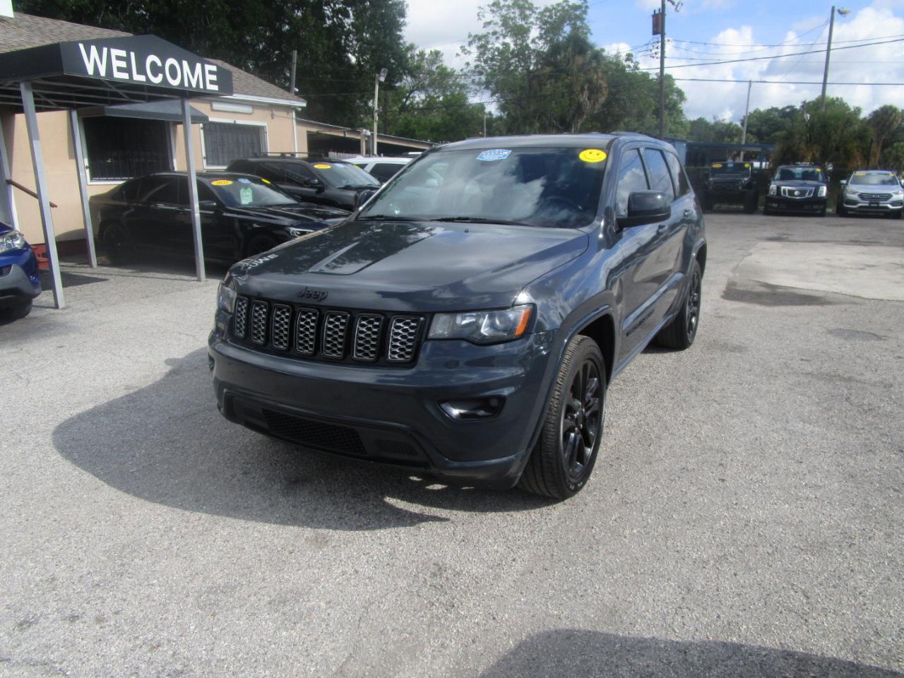 Jeep Grand Cherokee Laredo 2WD 2018