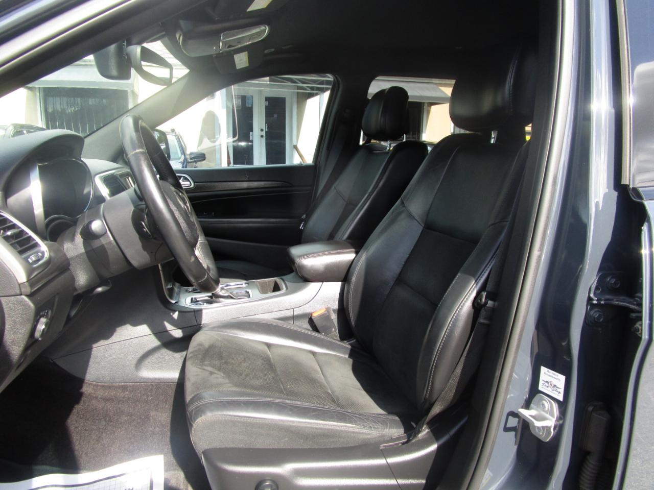 Jeep Grand Cherokee Laredo 2WD 2018