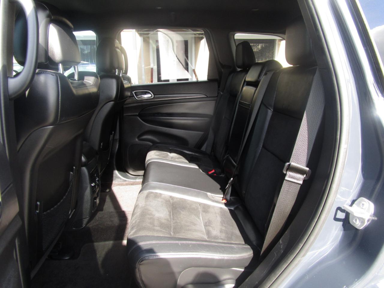 Jeep Grand Cherokee Laredo 2WD 2018