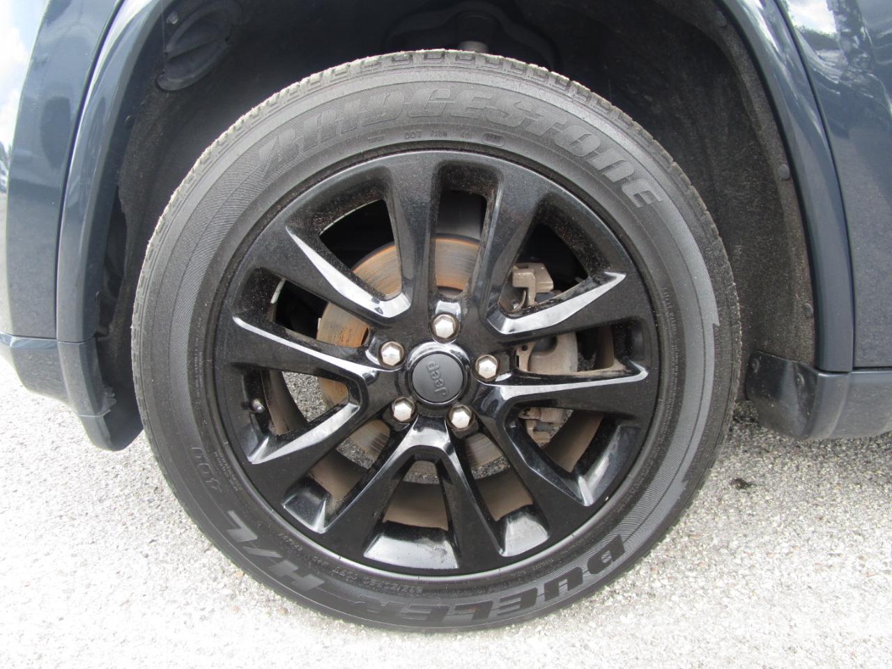 Jeep Grand Cherokee Laredo 2WD 2018