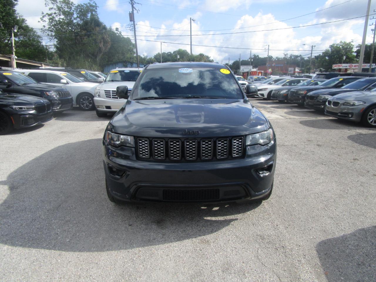 Jeep Grand Cherokee Laredo 2WD 2018