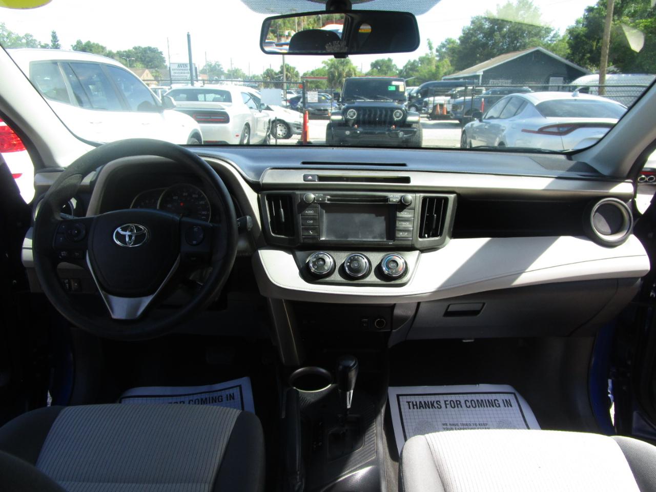 Toyota RAV4 LE FWD 2014