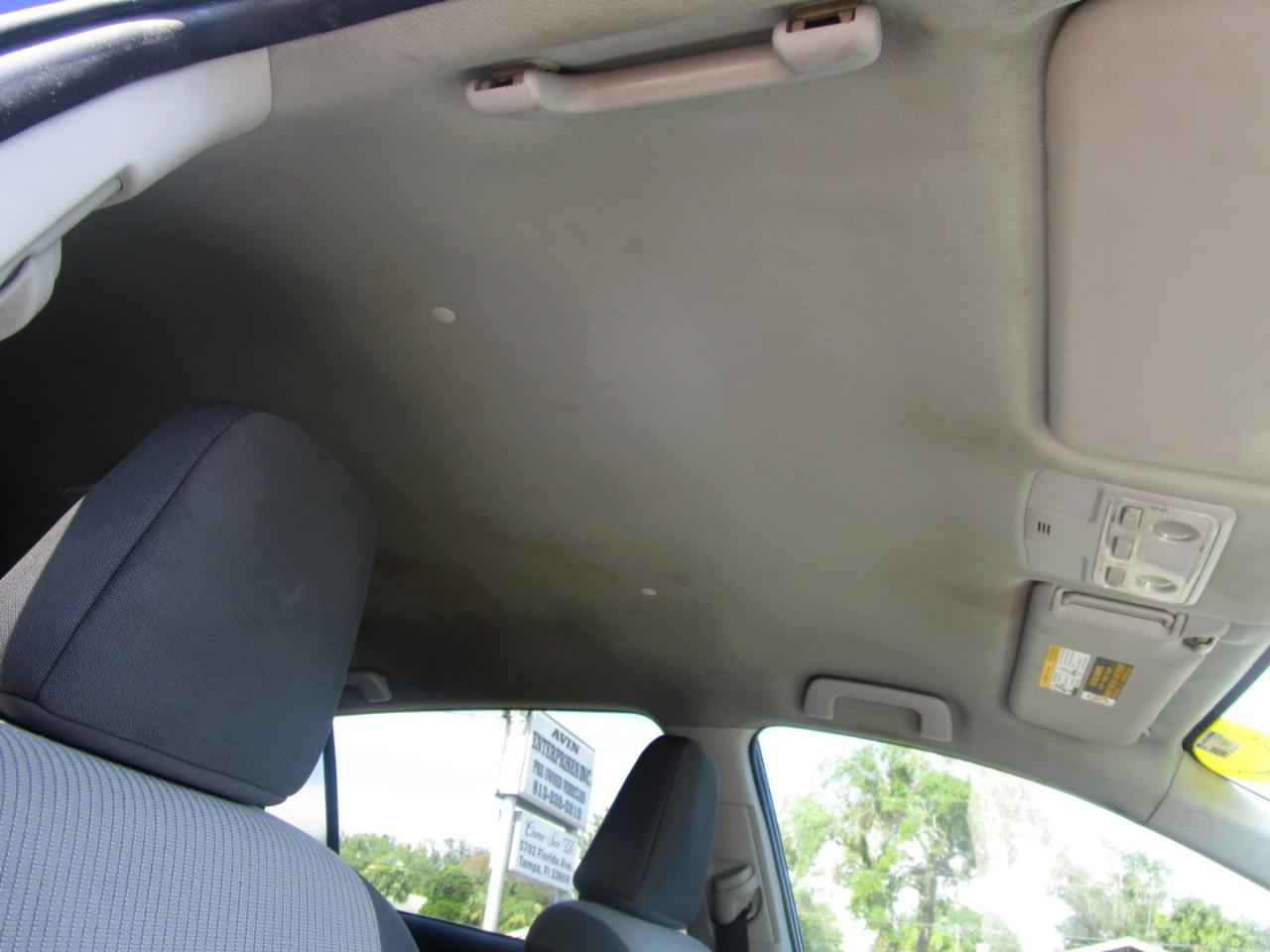 Toyota RAV4 LE FWD 2014