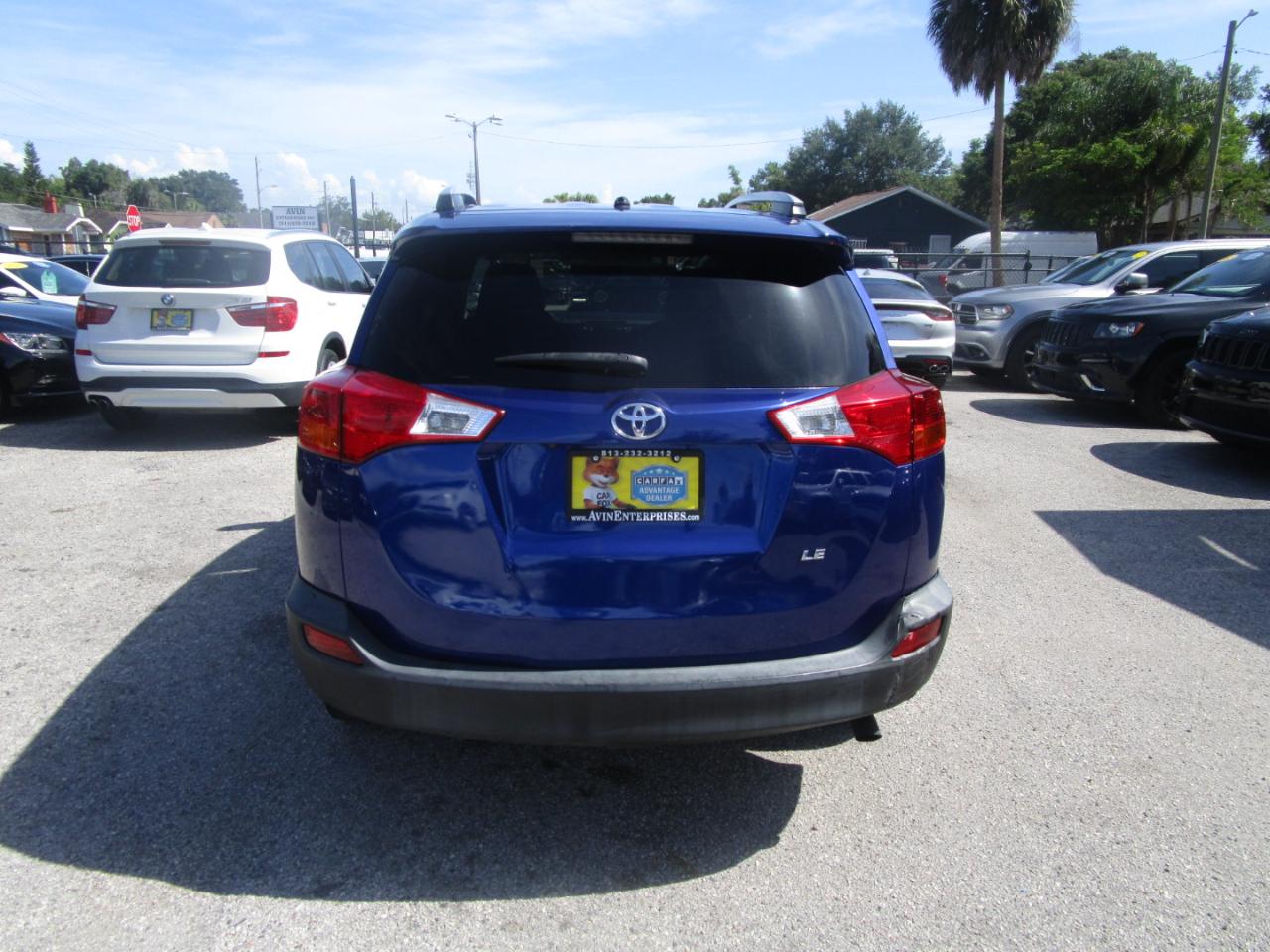 Toyota RAV4 LE FWD 2014