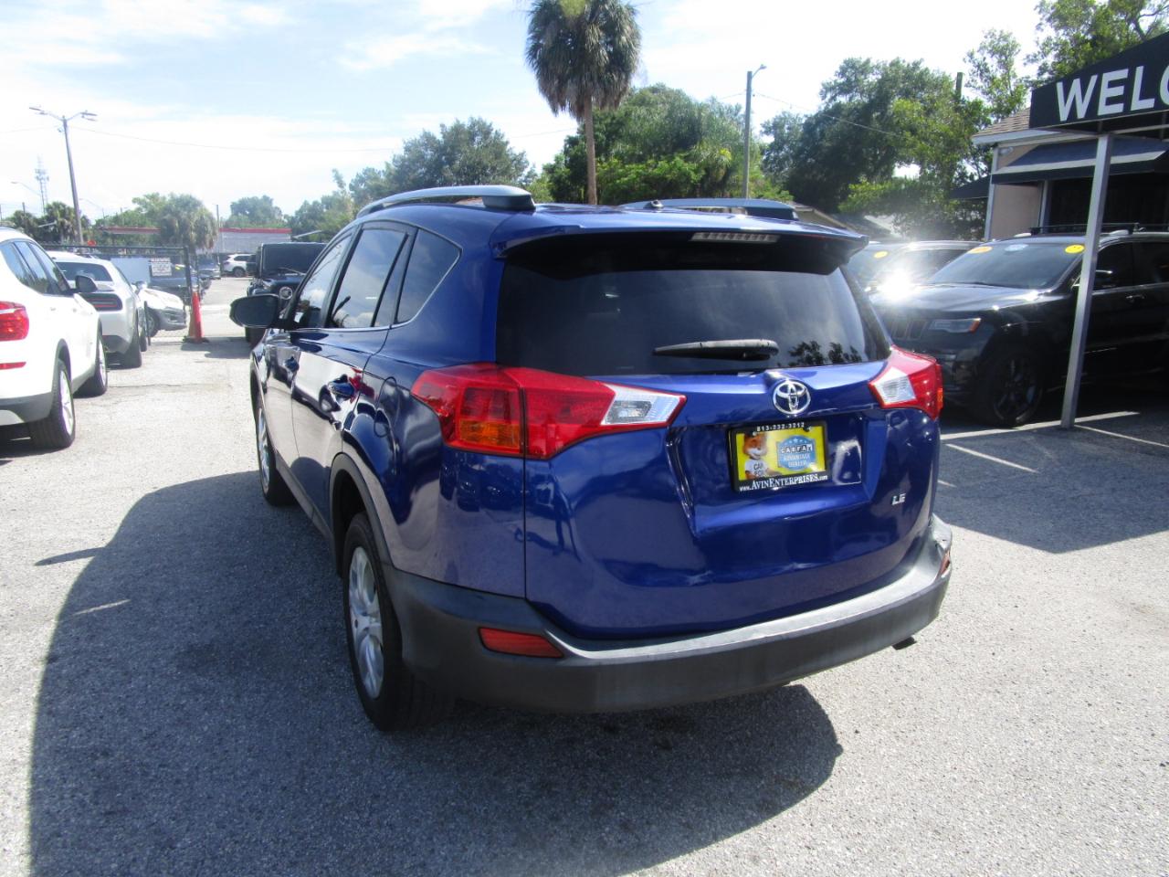 Toyota RAV4 LE FWD 2014