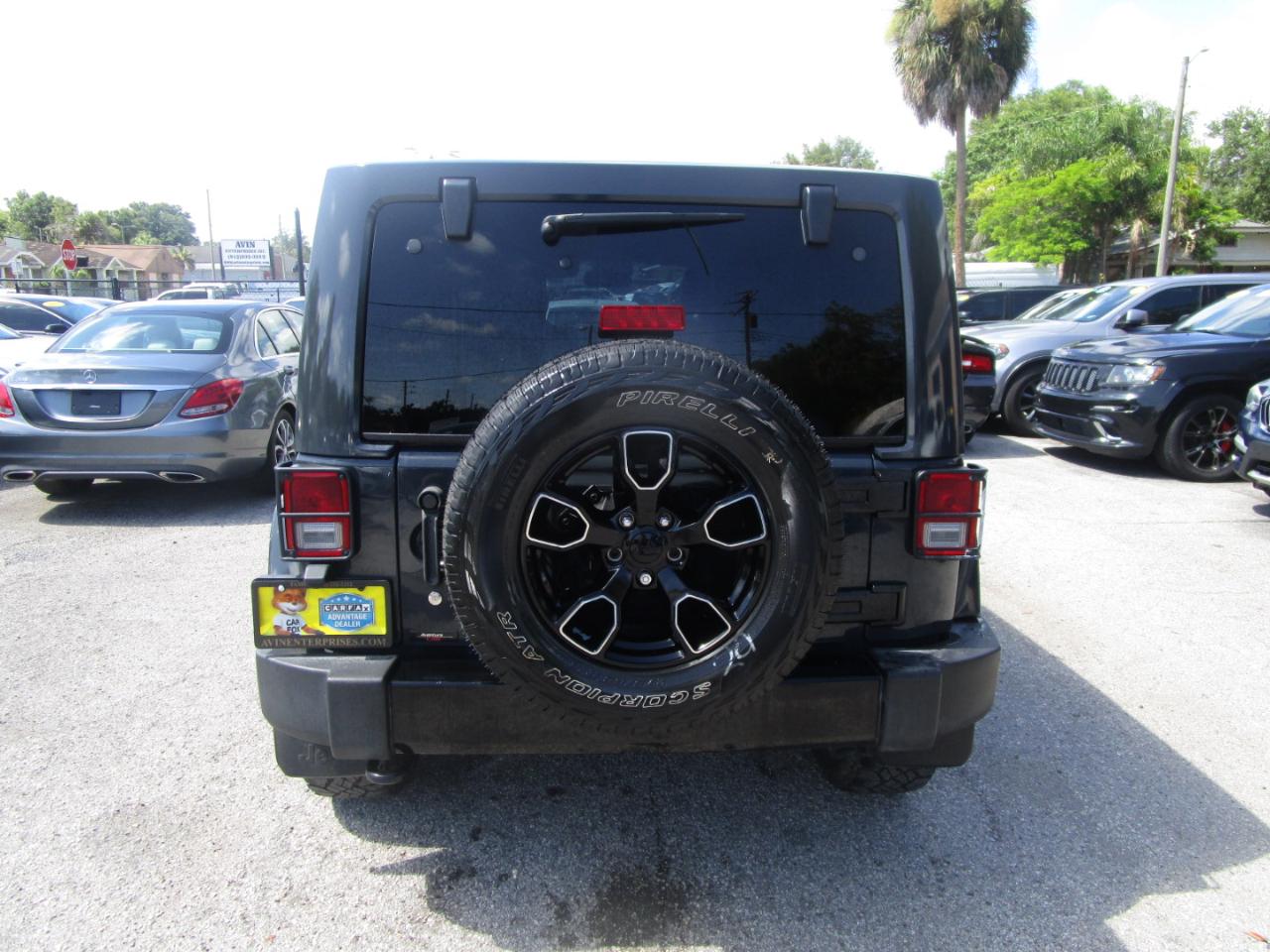 Jeep Wrangler Unlimited Sahara 4WD 2017