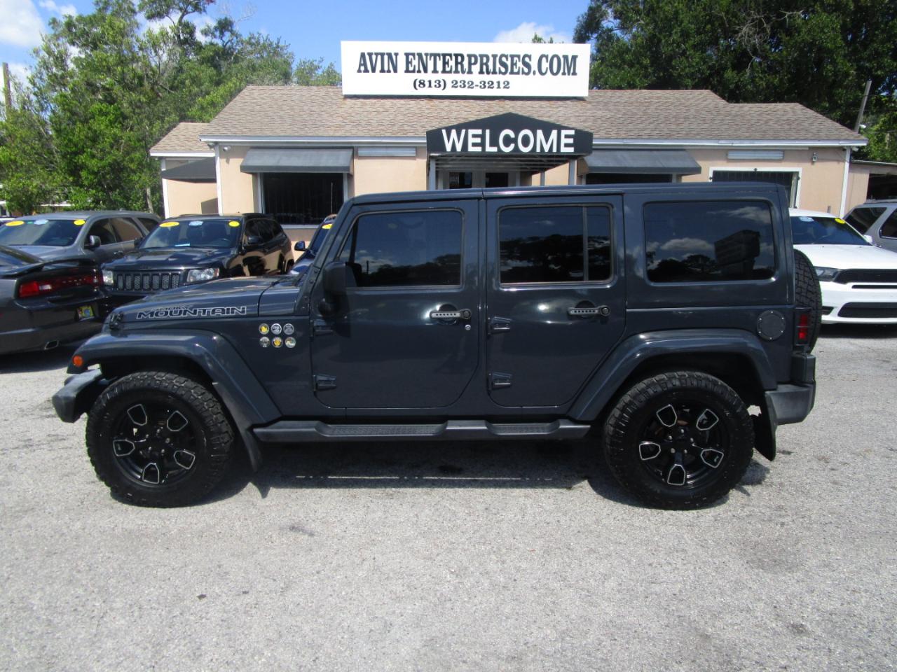 Jeep Wrangler Unlimited Sahara 4WD 2017