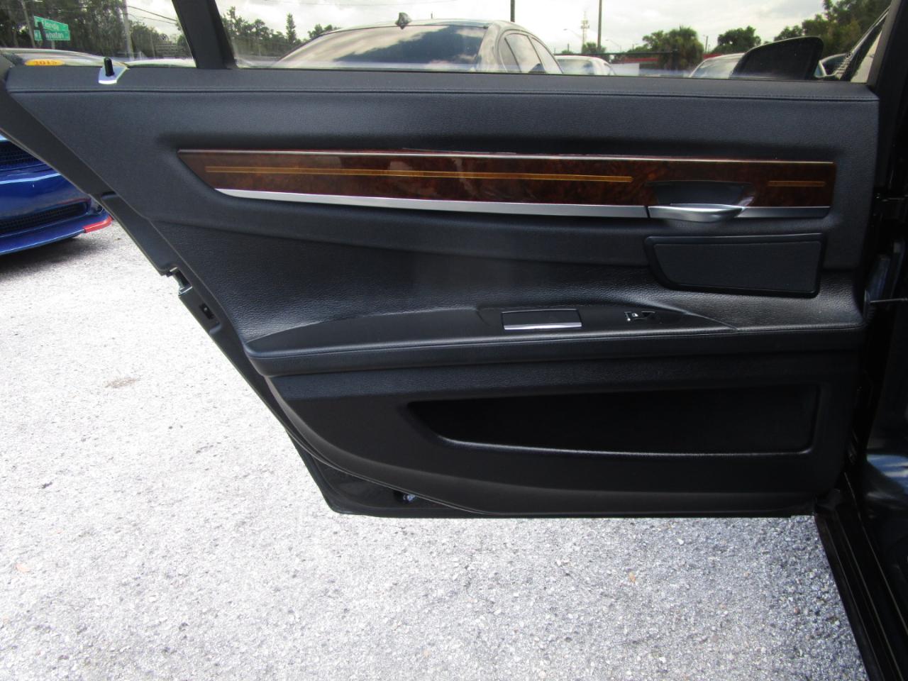 BMW 7-Series 740iL 2014