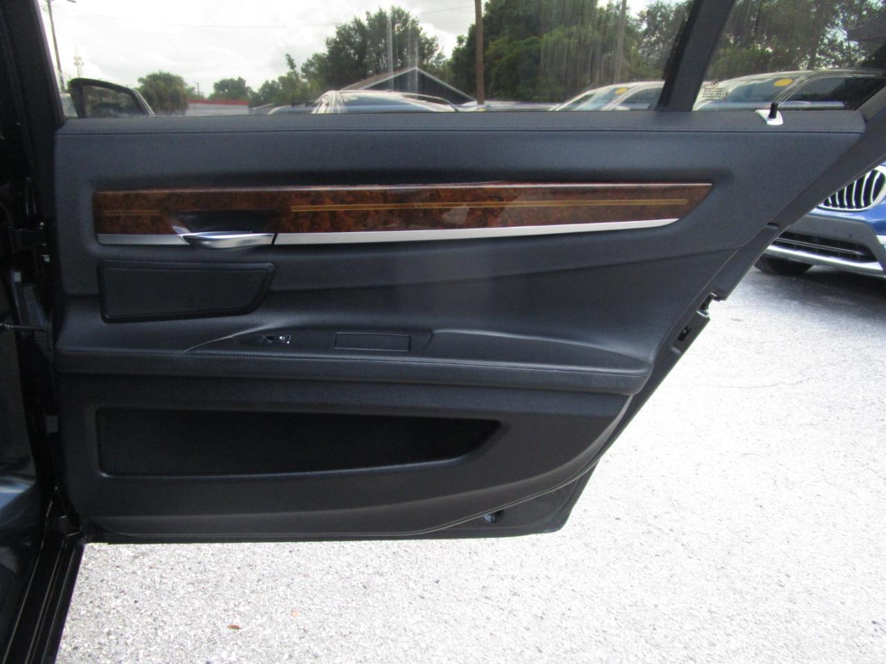 BMW 7-Series 740iL 2014