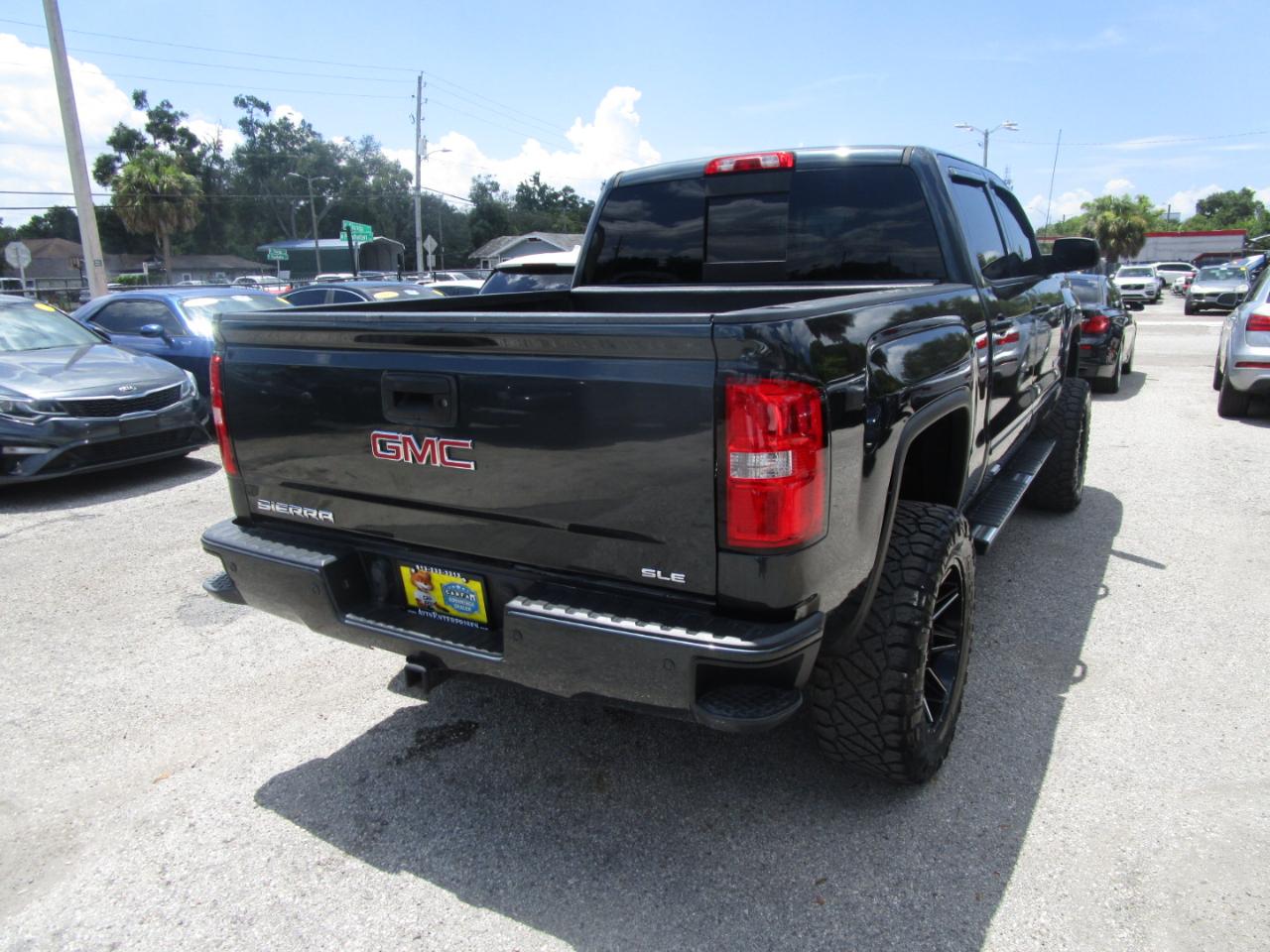 GMC Sierra 1500 SLE Crew Cab Short Box 4WD 2018
