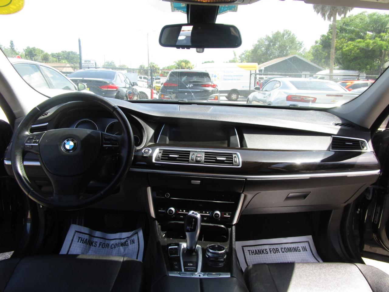 BMW 5-Series Gran Turismo 535i 2014