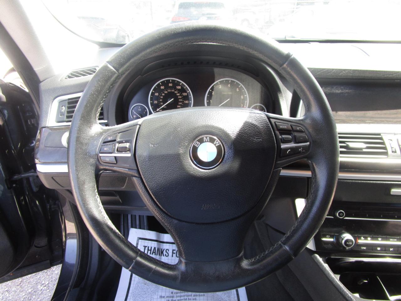BMW 5-Series Gran Turismo 535i 2014
