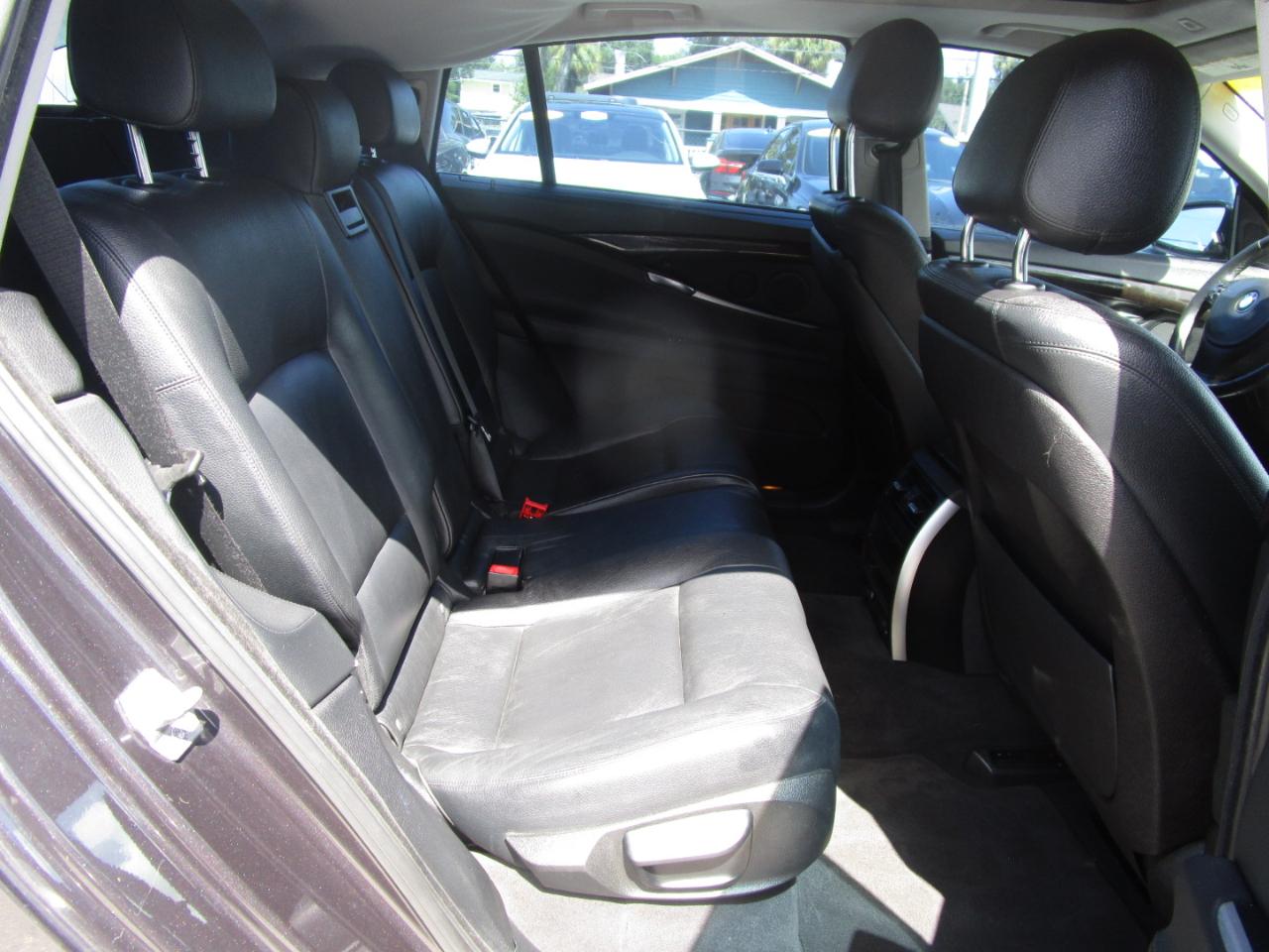 BMW 5-Series Gran Turismo 535i 2014