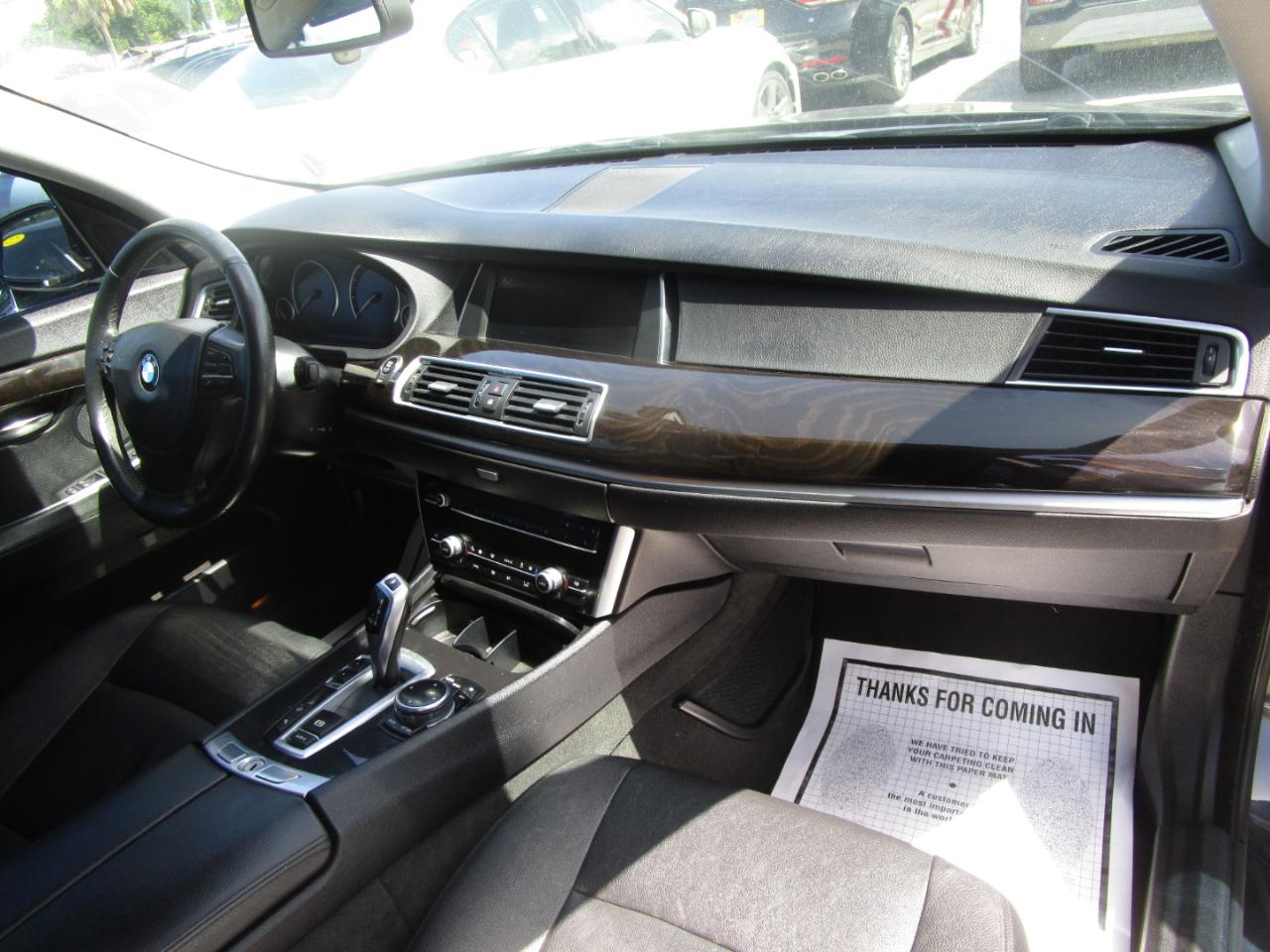 BMW 5-Series Gran Turismo 535i 2014