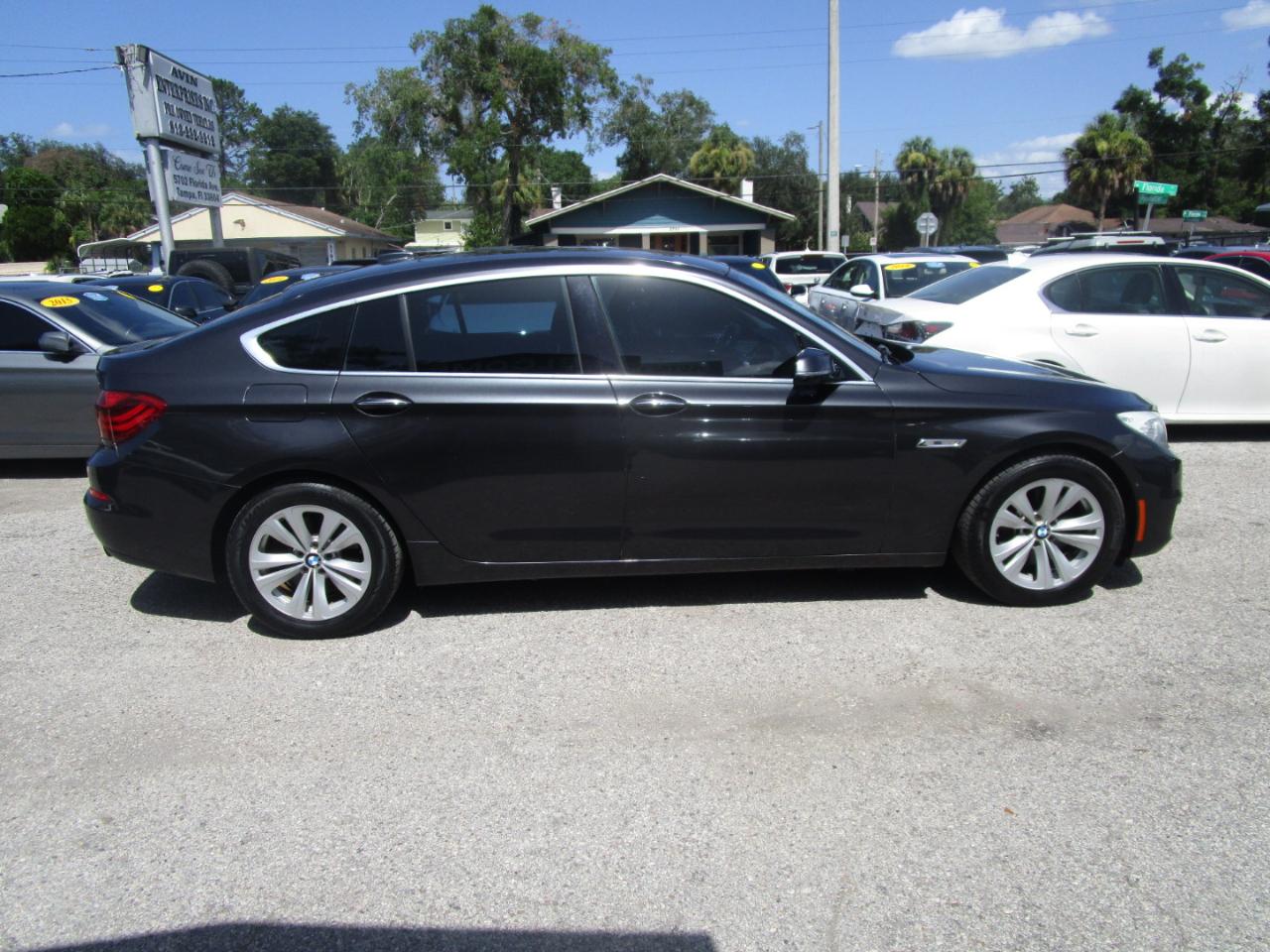 BMW 5-Series Gran Turismo 535i 2014