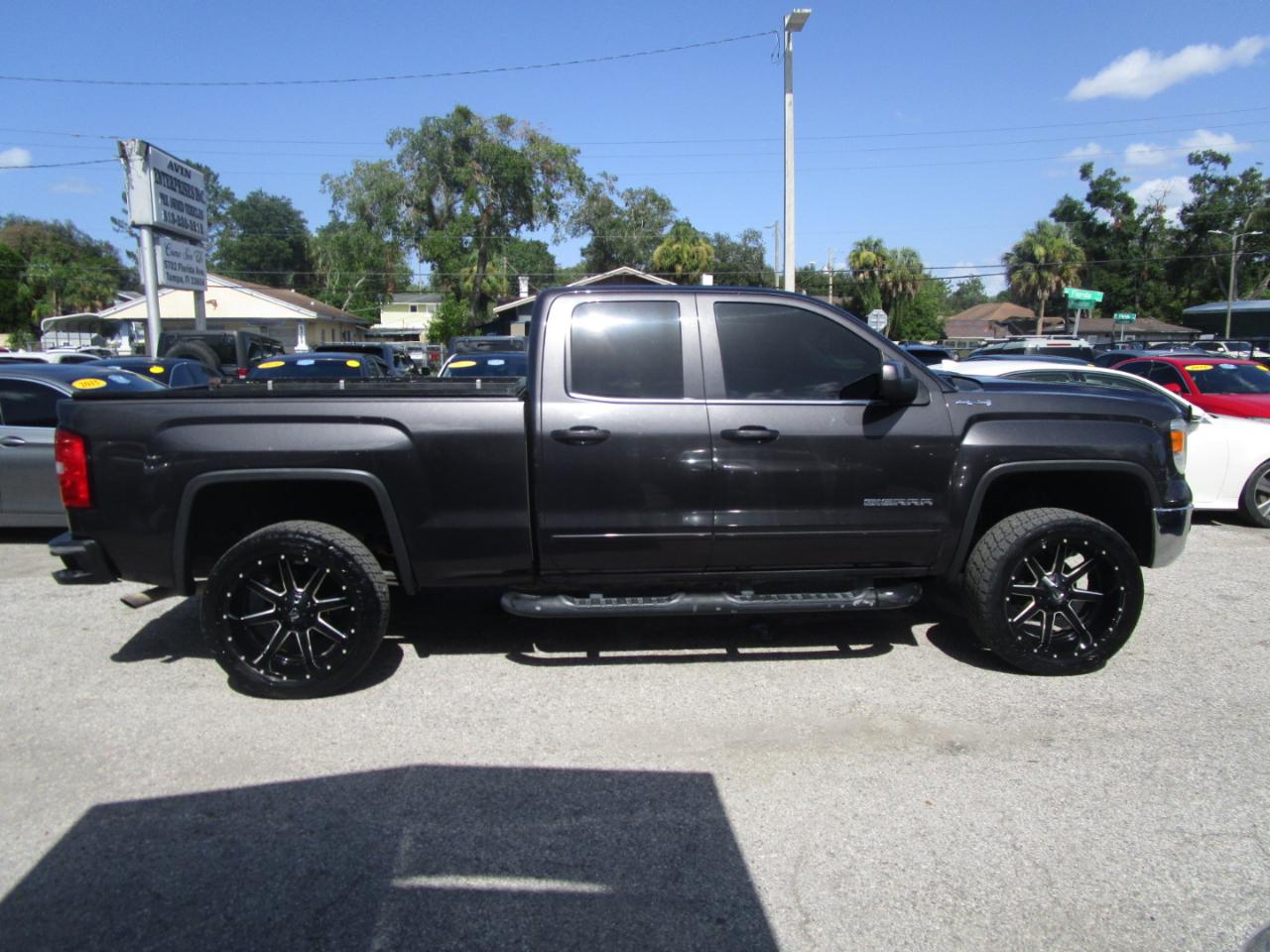 GMC Sierra 1500 SLE Double Cab 4WD 2015