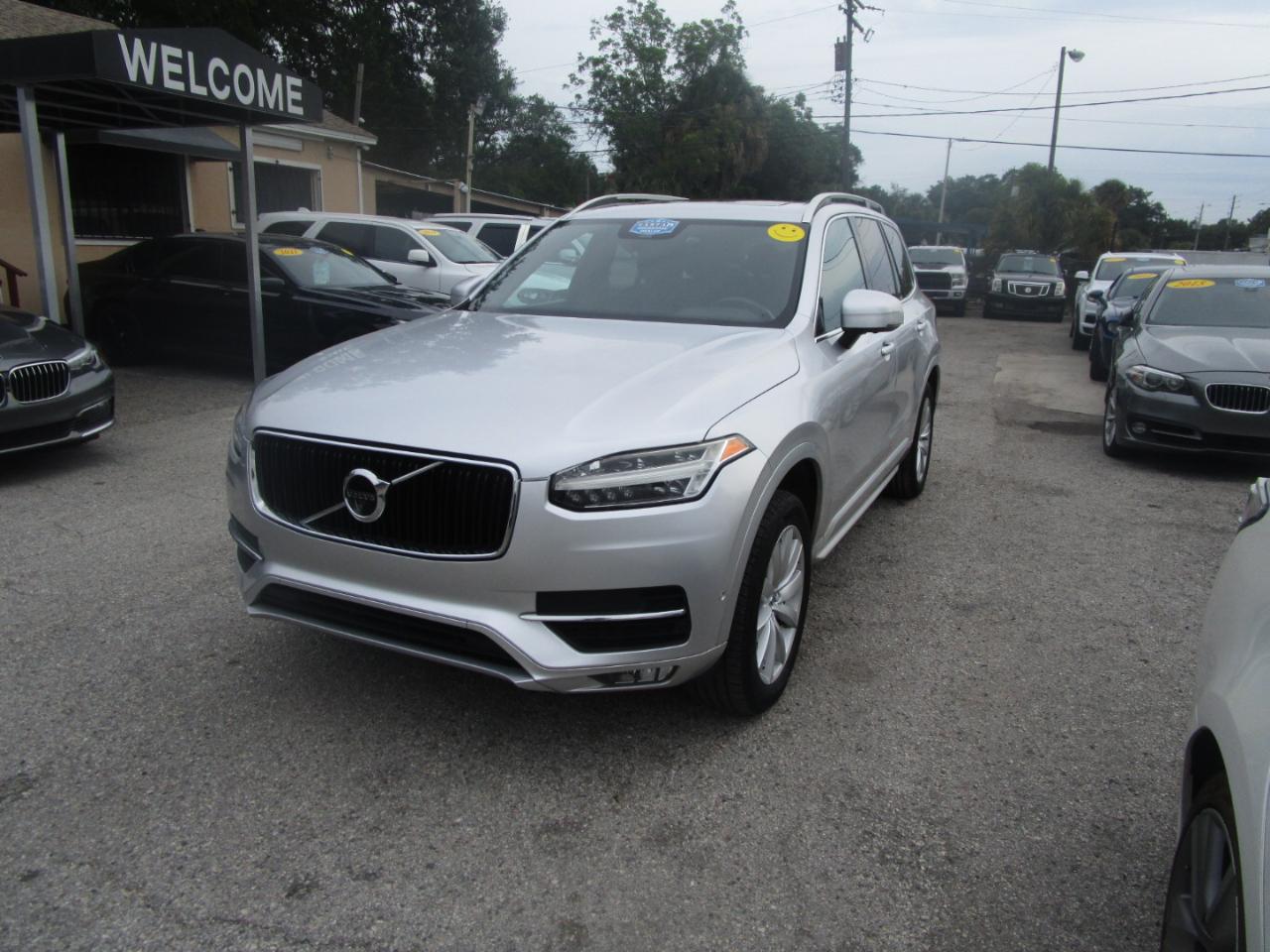 Volvo XC90 T5 Momentum 2018