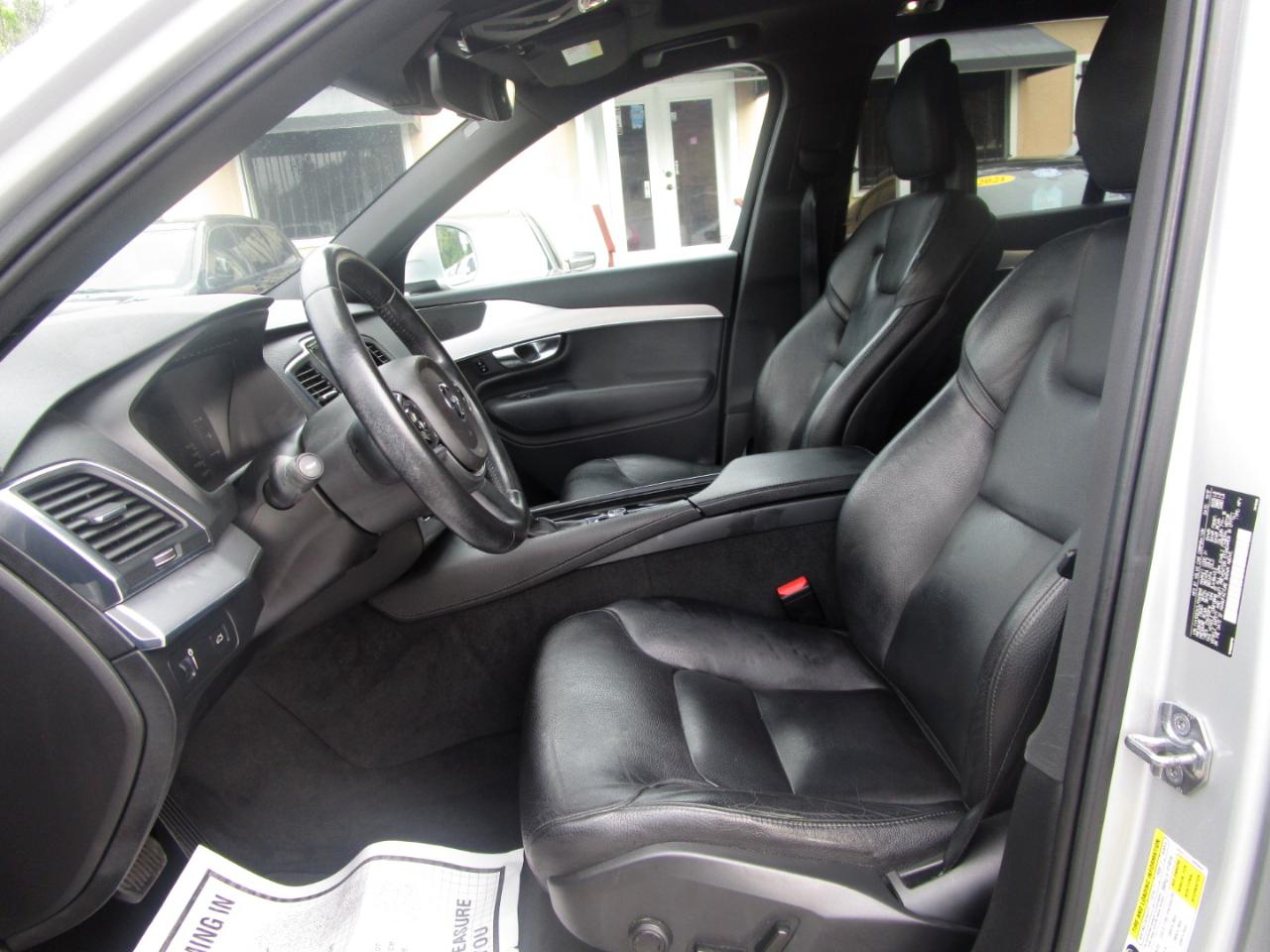 Volvo XC90 T5 Momentum 2018