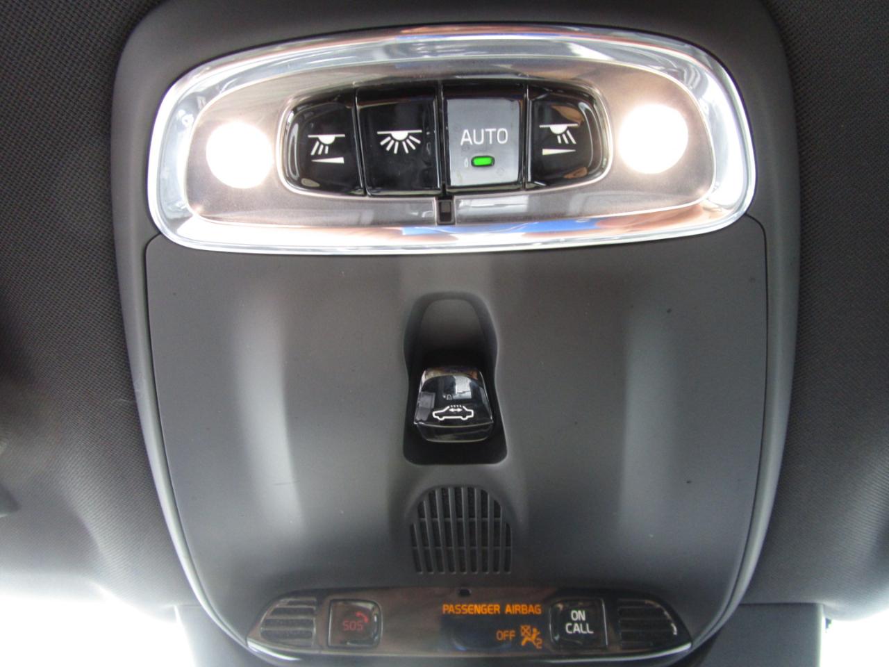 Volvo XC90 T5 Momentum 2018