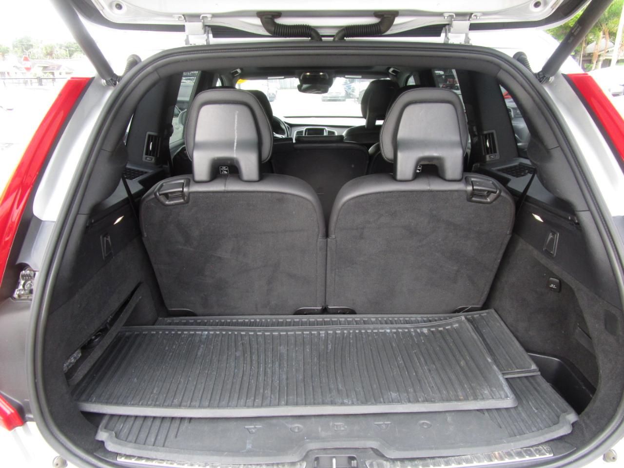 Volvo XC90 T5 Momentum 2018