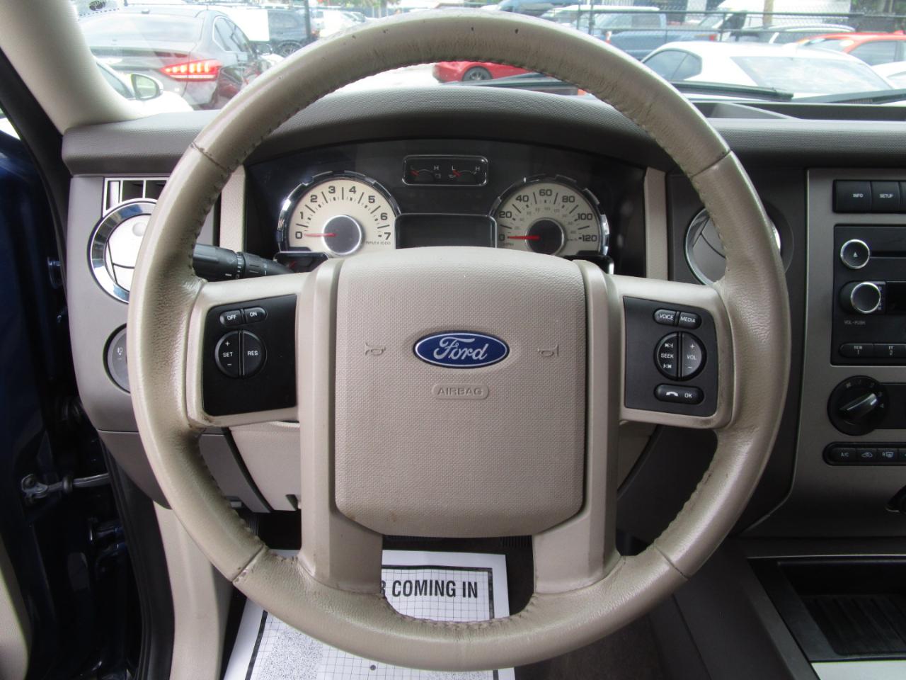 Ford Expedition King Ranch 2WD 2011