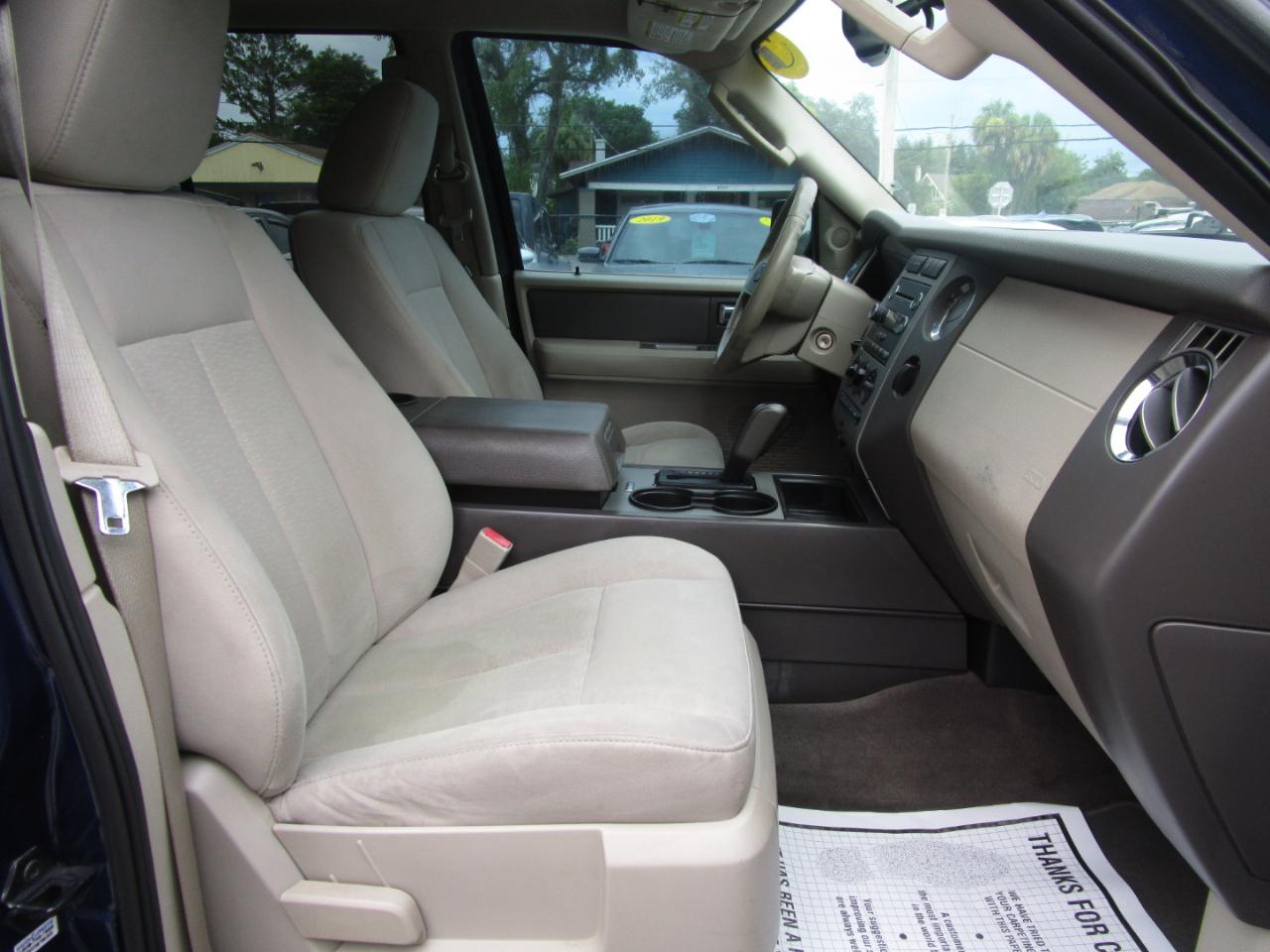 Ford Expedition King Ranch 2WD 2011