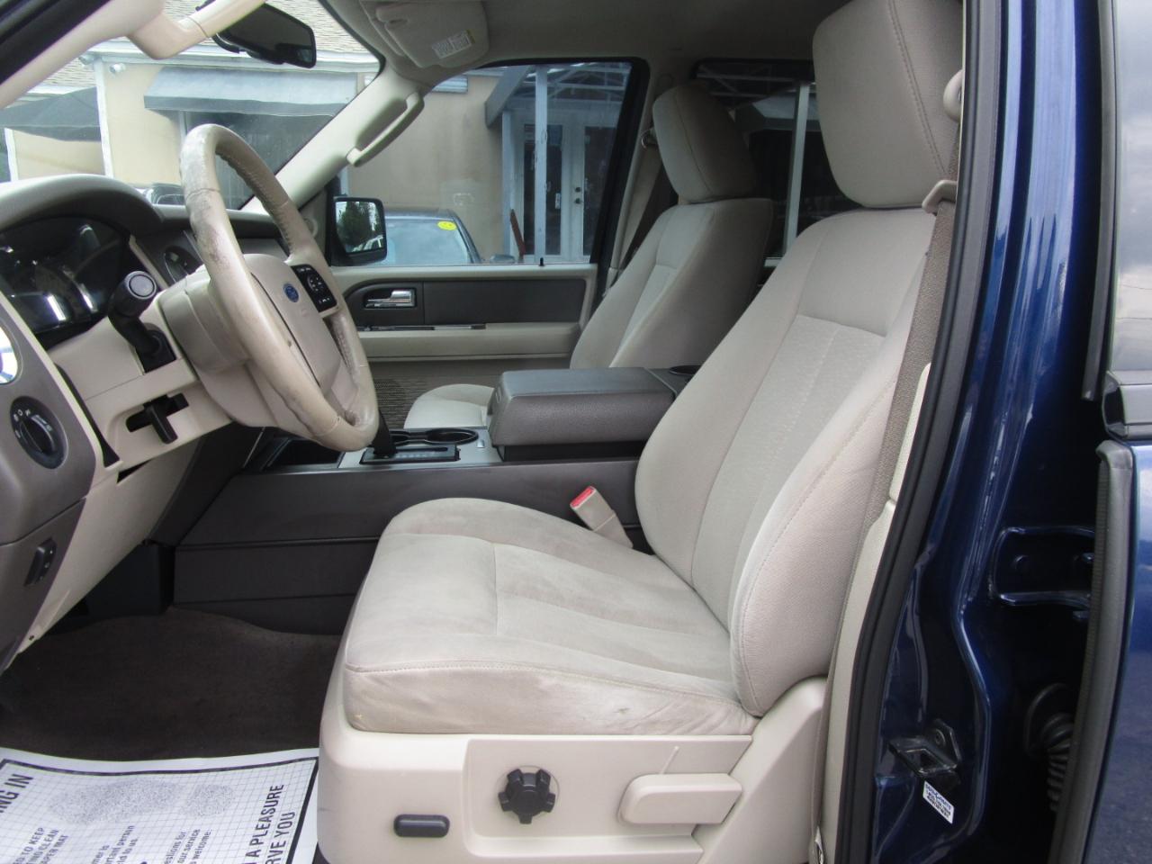 Ford Expedition King Ranch 2WD 2011