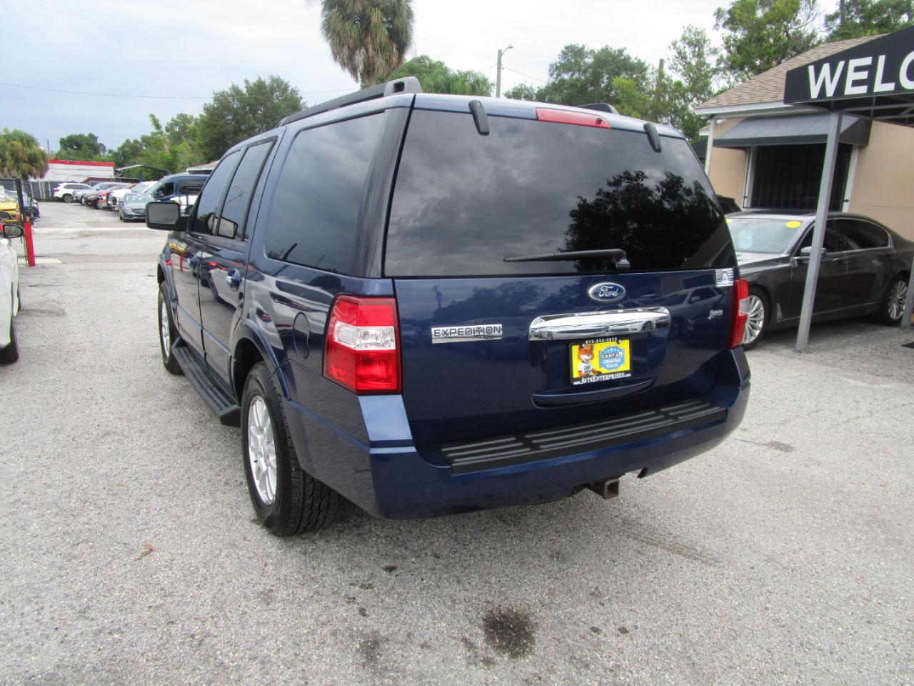 Ford Expedition King Ranch 2WD 2011
