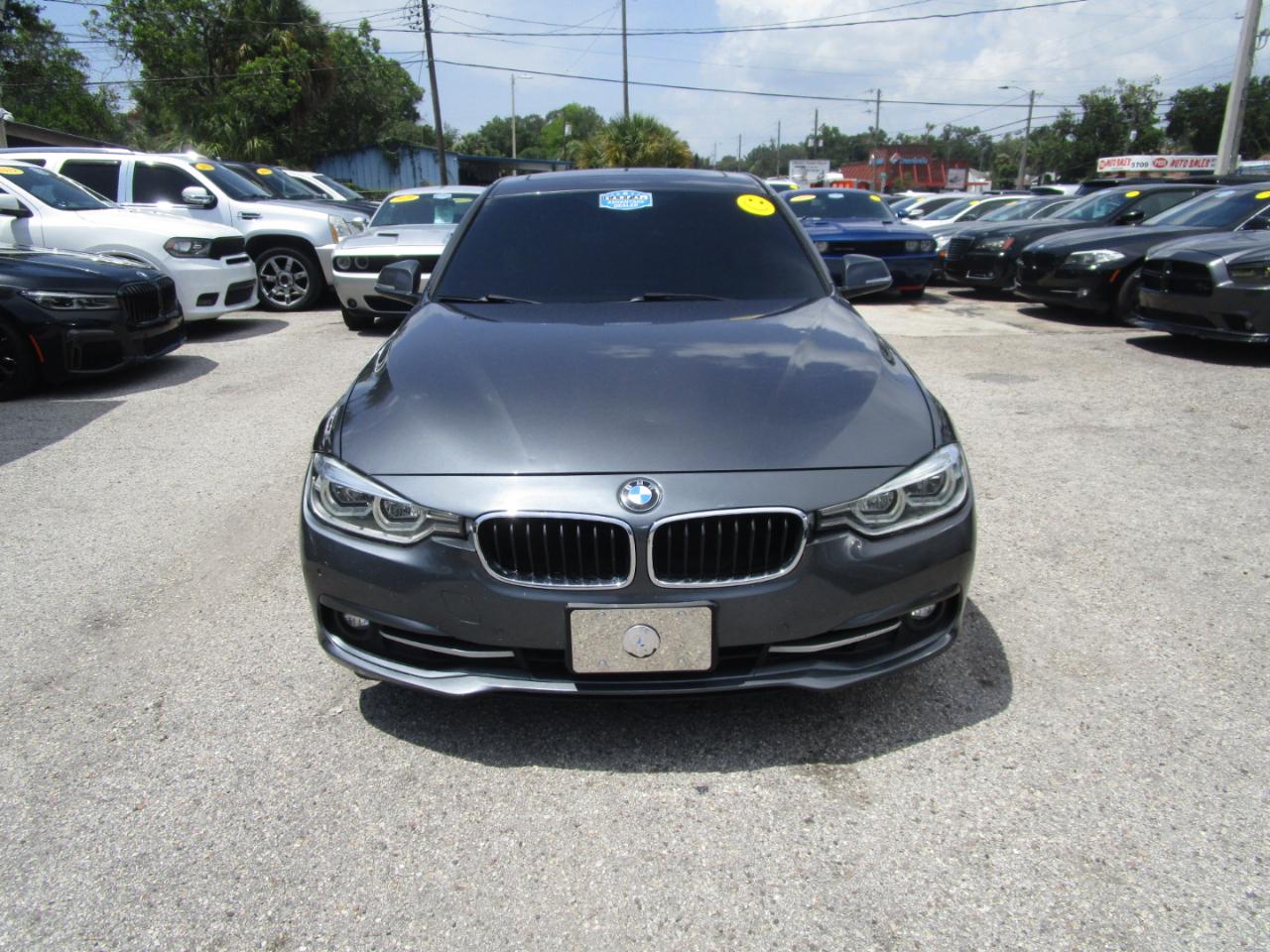 BMW 3-Series 330i xDrive SULEV Sedan 2017