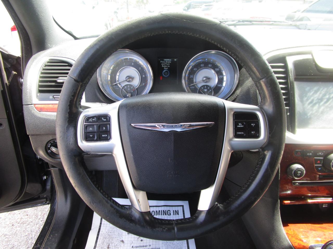 Chrysler 300 RWD 2013