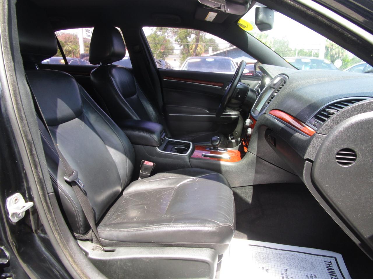 Chrysler 300 RWD 2013