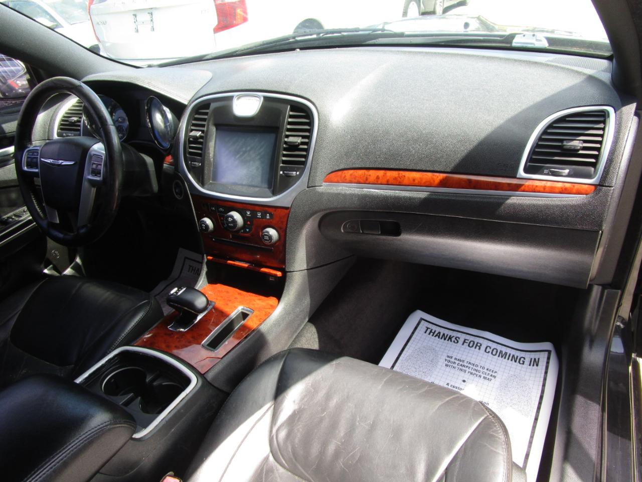 Chrysler 300 RWD 2013