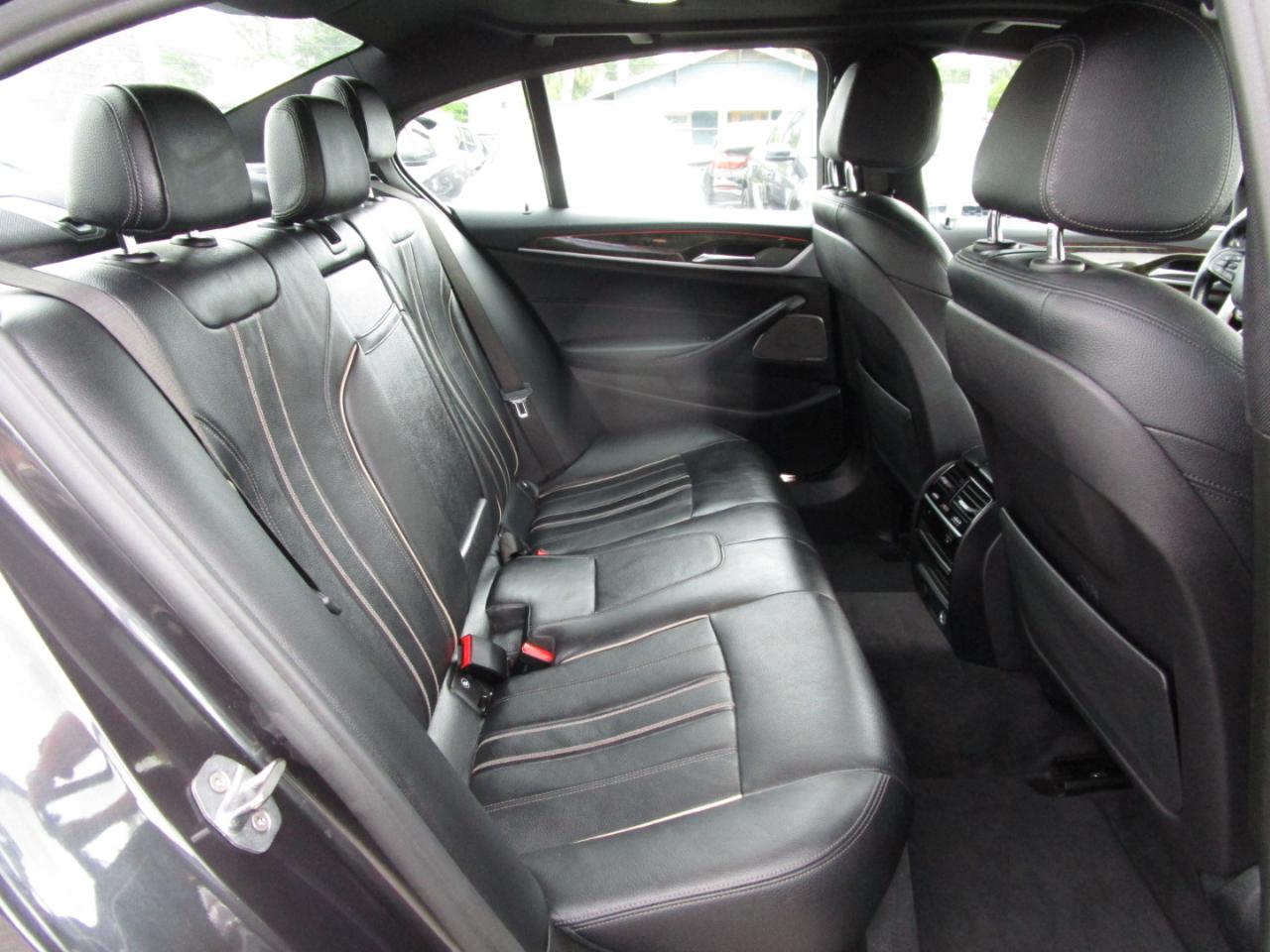 BMW 5-Series 530i xDrive 2019