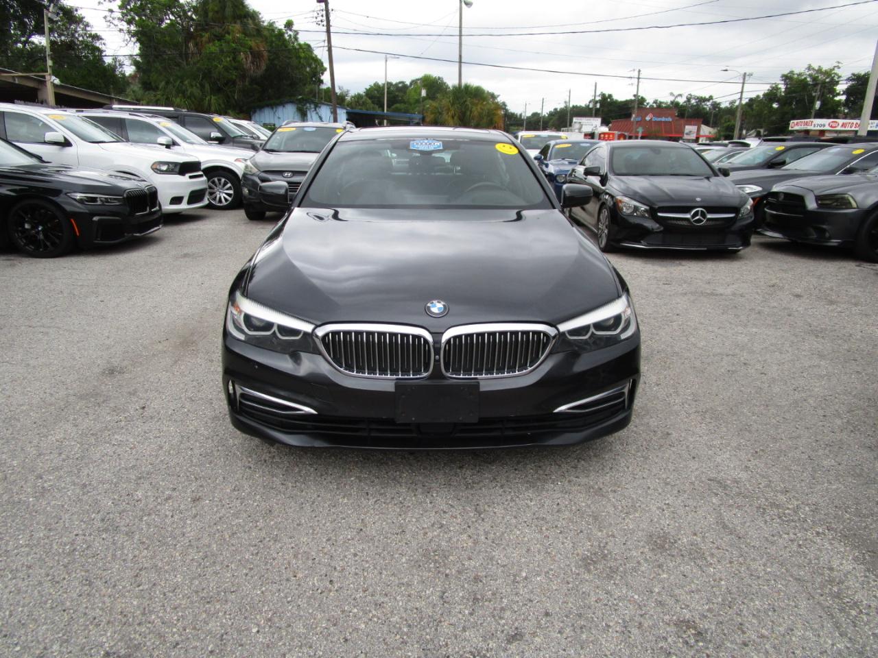 BMW 5-Series 530i xDrive 2019