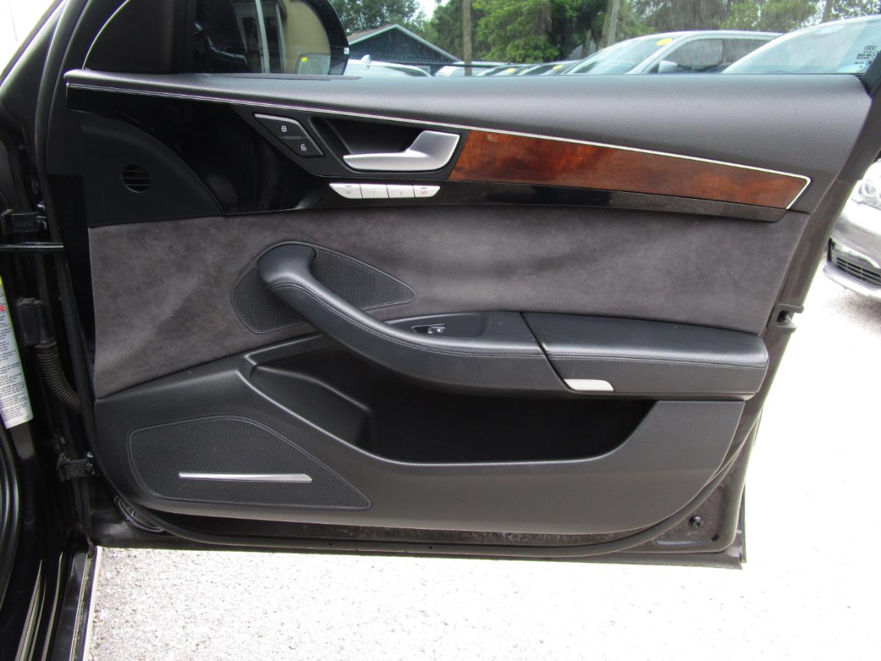 Audi A8 3.0 Sedan L quattro Tiptronic 2013