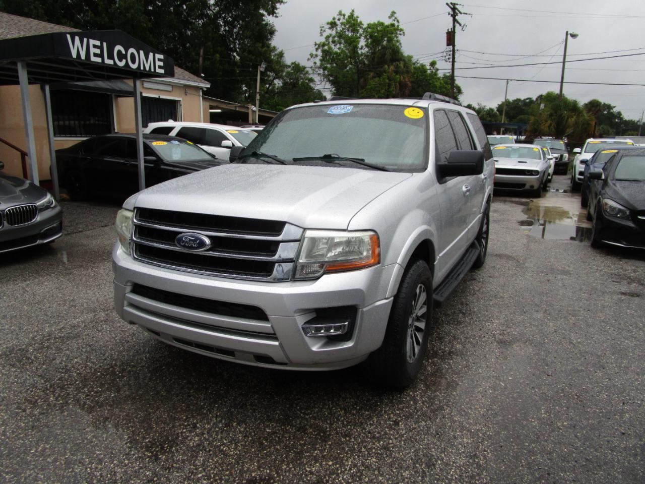Ford Expedition XLT 2WD 2017
