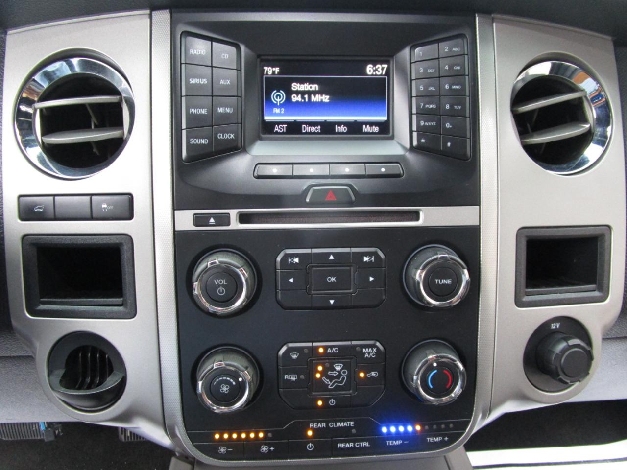 Ford Expedition XLT 2WD 2017